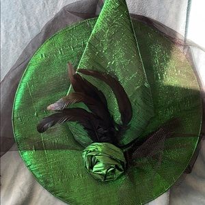 Green Witch Hat - FREE SURPRISE W/ PURCHASE